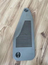  ZAFIRA A DRIVER/OFF SIDE REAR LIGHT INNER COVER TRIM 90580310