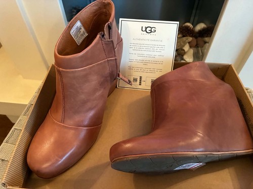 Ugg carmine wedge ankle boots - ugg,
