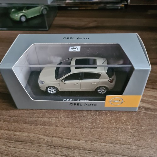 Minichamps vauxhall - 1:43,