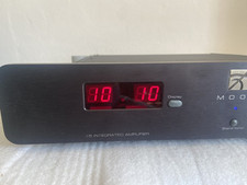 MOON by Simaudio I-5 Amplifier