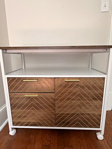 Filing cabinet drawers and - /,