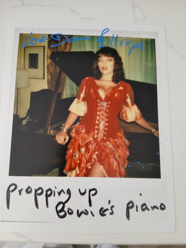 Hand signed dana gillespie - hand,