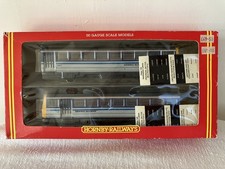 Hornby R.103 B.R Class 142