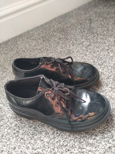 Girls size doc marten - size, 12