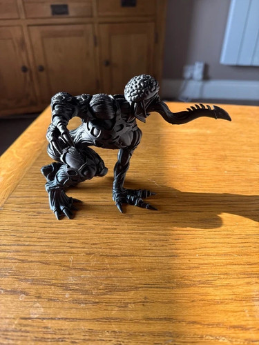 Resident evil licker figure - resident,