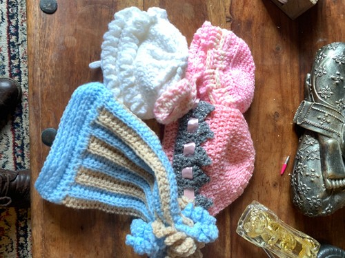 Baby bonnets wool hand - baby, in