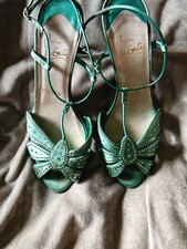 christian louboutin ladies shoes, Authentic cost, 850 new. They Are still nice￼.