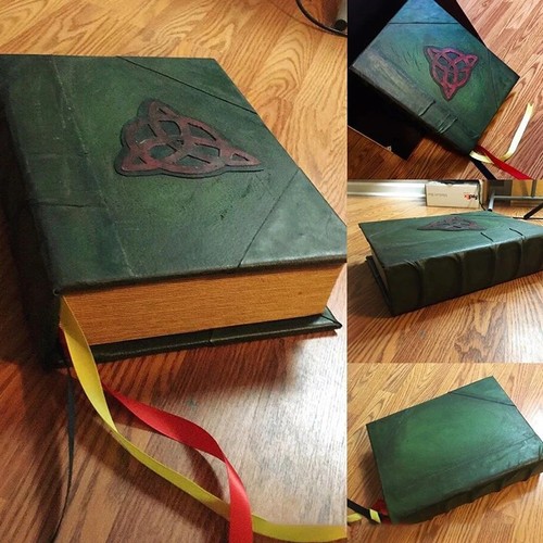350 page green spell - spell, book