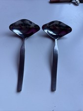 2 Vintage Viners Stainless Steel sauce Ladles