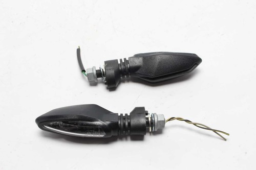 Led indicators front left - front,