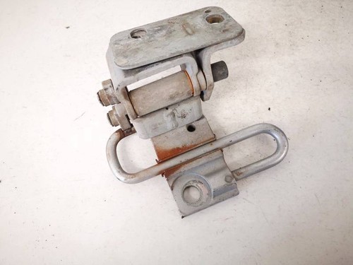 Audi 1997 front - a3, hinge