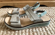 Rieker V36B9-52 Womens Green Silver Leather Adjustable Low Wedge Sandals Size 7