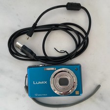 Panasonic LUMIX DMC-FS10 12.1MP Digital Camera, New Battery - Screen Artefacts