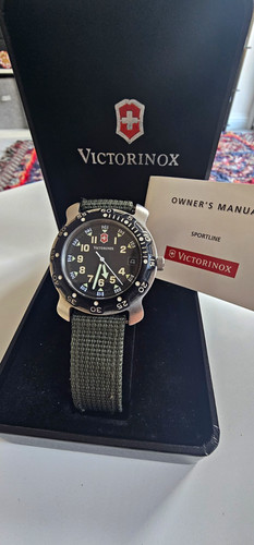 Victorinox sportline 562 - victorinox,
