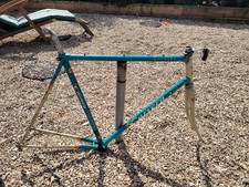 90s Carrera Strada frame with headset - size 22 1/2 inch (57cm) ideal project