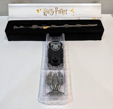 Harry Potter Collector's Wand With Stand - The Elder Wand Noble Collection