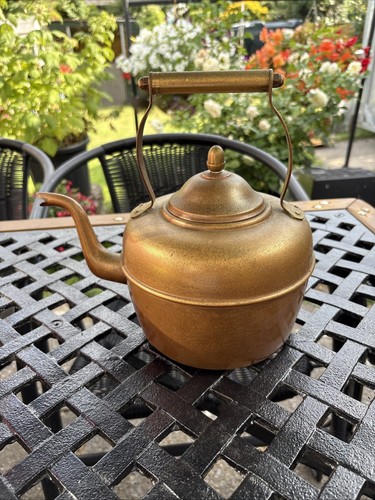 Vintage copper tea pot with - copper,