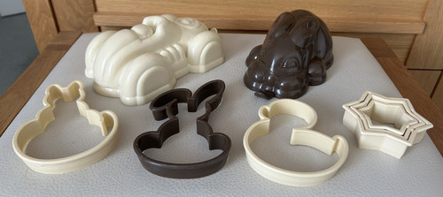 Vtg plastic racing - plastic,