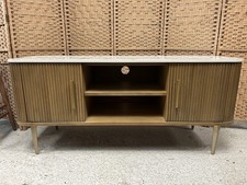 DFS Nia Quartz Top & Oak Media Unit, RRP449