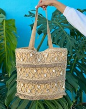 Salt & Umber Jute Seashell
