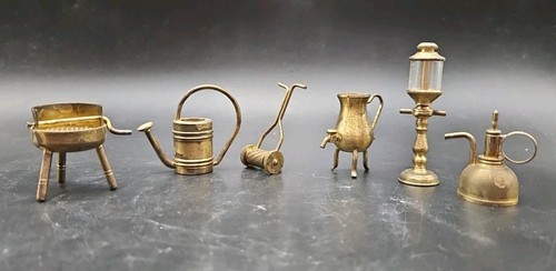 Miniature brass dolls - 6, x