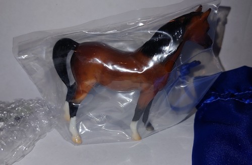 Breyer kiana glossy bay - breyer,