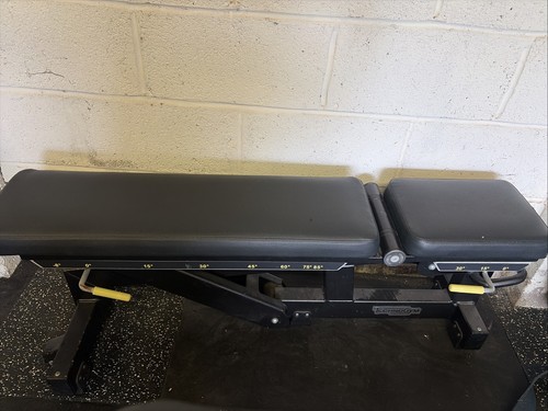 Technogym pure strength - technogym,