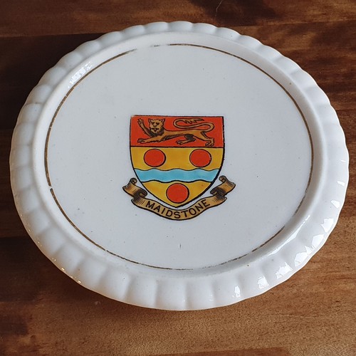 Rare goss crested china - rare,