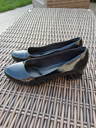 Pavers size black patient - pavers,