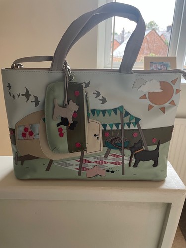 Radley picture signature - ,