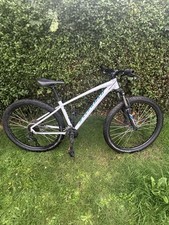 *Rare* White/Blue Specialized Hard rock Mountain Bike. MESSAGE BEFORE BUYING.