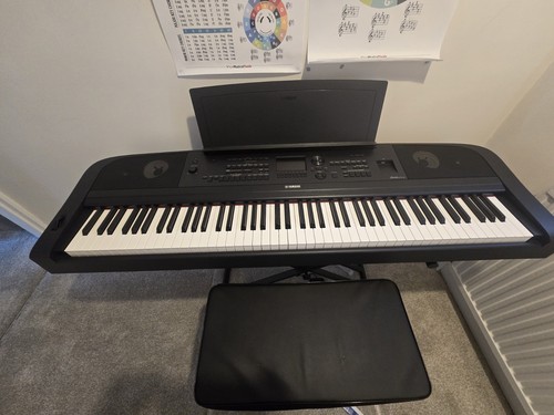 Yamaha dgx 670b grand - grand, piano