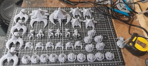 Grimdark warfleets robot - grimdark,