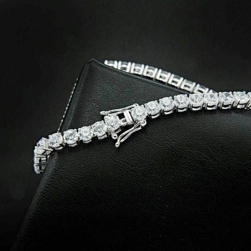 Round cut vvs1 diamond - 10,