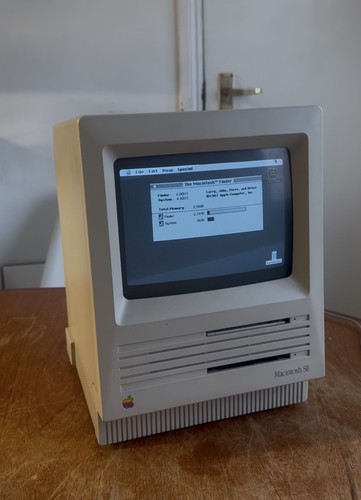 Vintage apple macintosh - vintage,