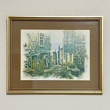 Vintage Narrow Street Scene St