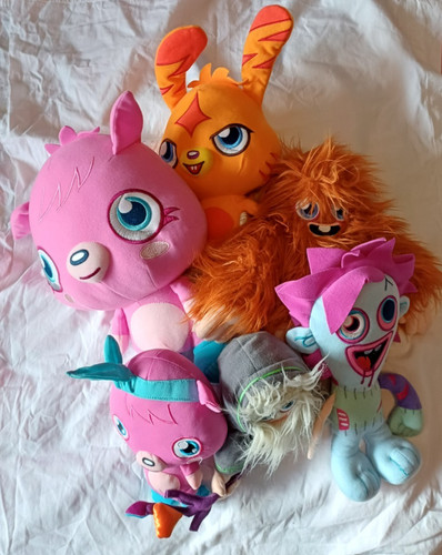 Job lot moshi monsters - job, of