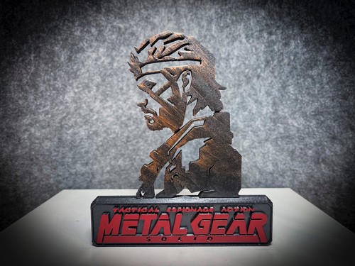 Metal gear solid action figure - metal,