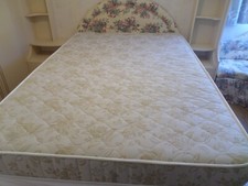 Ignifugo 6ft x 4ft x 6.5" Mattress with Merino Wool (very good condition)