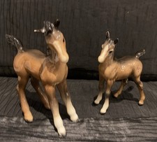 2x Vintage Beswick England Horses - Glossy Finish-Smaller Bay Foals 5” & 4 1/2”