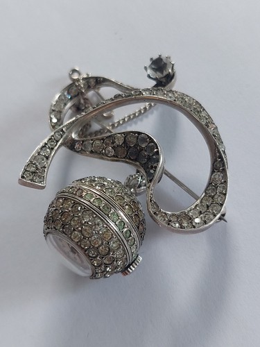 Nidane ladies brooch pendant - ladies,