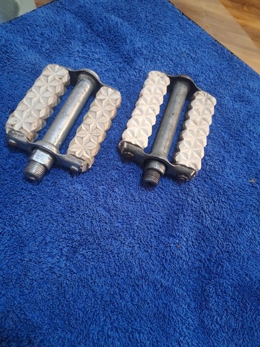 Vintage bicycle pedals - vintage,