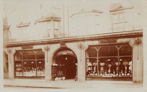 Postcard london phillips - london,