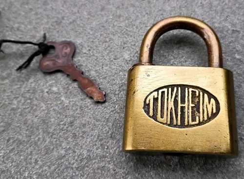 Vintage lock tokheim - tokheim, pump