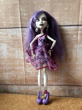 Monster High Doll Spectra Vondergeist Dot Dead Gorgeous