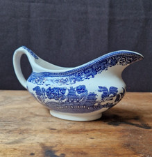 Vintage Blue and White Gravy Boat - Washington Old Willow - Country Kitchen