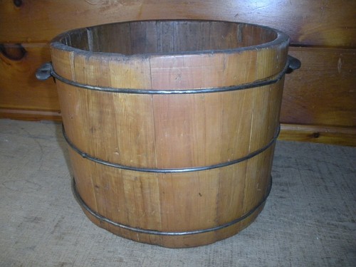 Vintage wooden primitive - vintage,