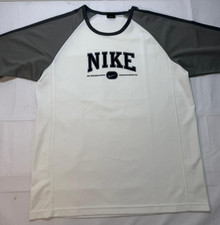 Nike Two-Tone Raglan Sleeve