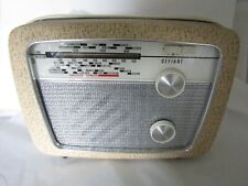 Vintage Defiant Transistor Radio MW. LW. Red/Cream Not Tested Nice Condition