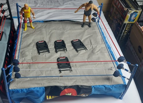 Authentic real scale - scale, wwe